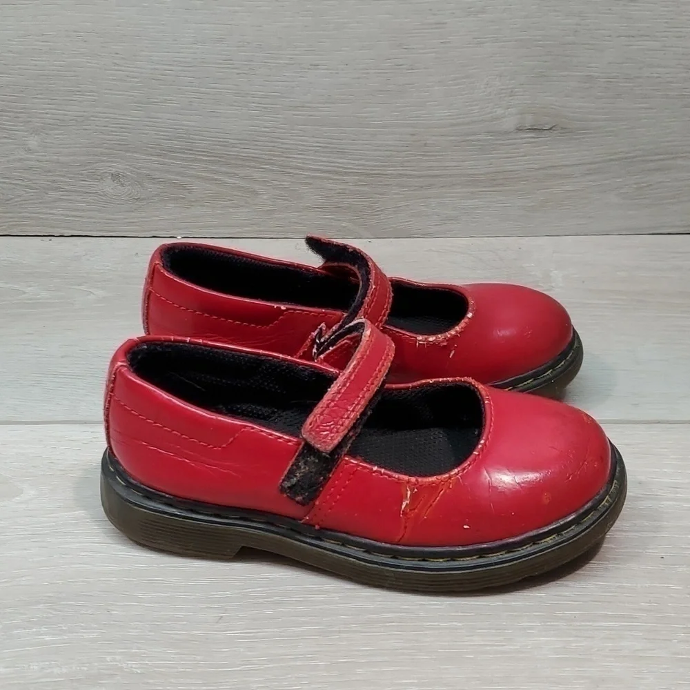 Dr.Martens Kids Girls Leather Red Tully Clogs shoes sz 9Toddler